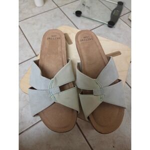 Earth Origins Lexi Seafoam Green Suede Slide Sandals Womens 8.5 M Flat Slip On